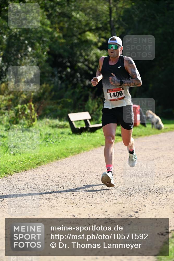 27.09.2026 - 35. Volkslauf durch das schöne Alstertal Dr. Thomas Lammeyer http://msf.ph/oto/10571592 27.09.2026 11:19:37 Laufen 1406 meine-sportfotos.de
