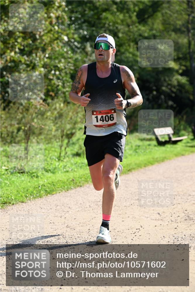 27.09.2026 - 35. Volkslauf durch das schöne Alstertal Dr. Thomas Lammeyer http://msf.ph/oto/10571602 27.09.2026 11:19:38 Laufen 1406 meine-sportfotos.de