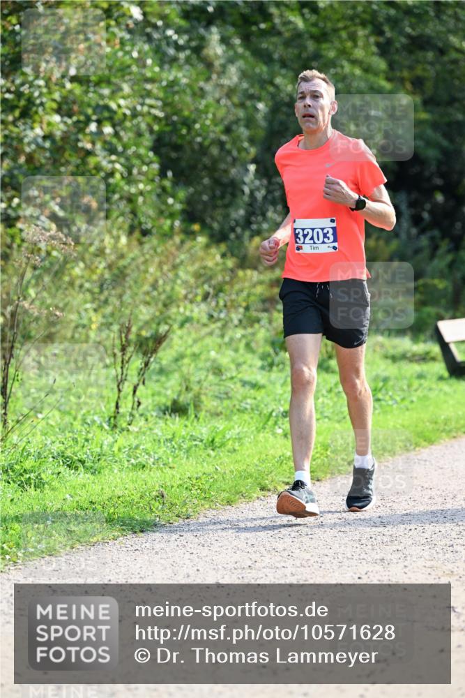 27.09.2026 - 35. Volkslauf durch das schöne Alstertal Dr. Thomas Lammeyer http://msf.ph/oto/10571628 27.09.2026 11:19:49 Laufen 3203 meine-sportfotos.de