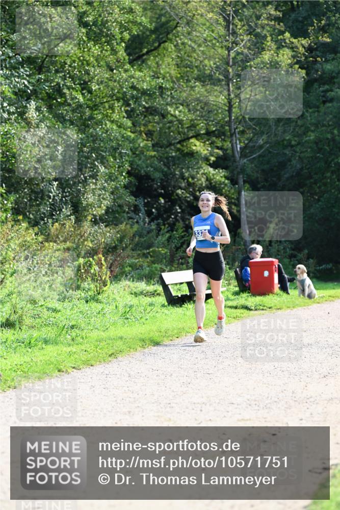 27.09.2026 - 35. Volkslauf durch das schöne Alstertal Dr. Thomas Lammeyer http://msf.ph/oto/10571751 27.09.2026 11:20:23 Laufen 332 meine-sportfotos.de
