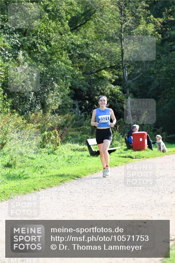 27.09.2026 - 35. Volkslauf durch das schöne Alstertal Dr. Thomas Lammeyer http://msf.ph/oto/10571753 27.09.2026 11:20:24 Laufen 3321 meine-sportfotos.de