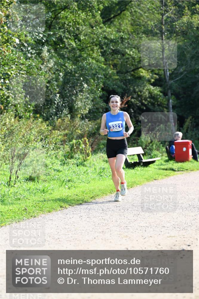 27.09.2026 - 35. Volkslauf durch das schöne Alstertal Dr. Thomas Lammeyer http://msf.ph/oto/10571760 27.09.2026 11:20:24 Laufen 3321 meine-sportfotos.de