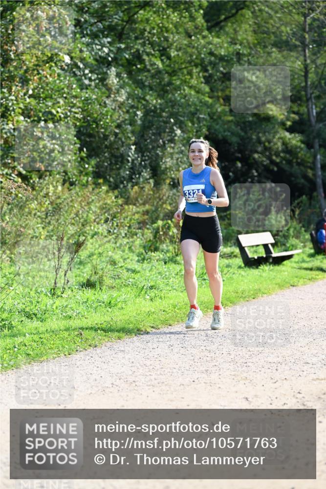 27.09.2026 - 35. Volkslauf durch das schöne Alstertal Dr. Thomas Lammeyer http://msf.ph/oto/10571763 27.09.2026 11:20:25 Laufen 3321 meine-sportfotos.de