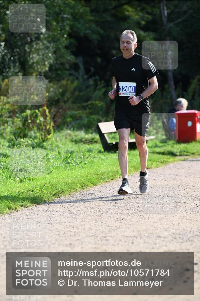 27.09.2026 - 35. Volkslauf durch das schöne Alstertal Dr. Thomas Lammeyer http://msf.ph/oto/10571784 27.09.2026 11:20:35 Laufen 3200 meine-sportfotos.de