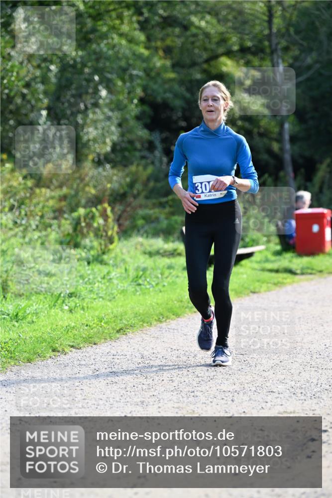 27.09.2026 - 35. Volkslauf durch das schöne Alstertal Dr. Thomas Lammeyer http://msf.ph/oto/10571803 27.09.2026 11:20:40 Laufen 30 meine-sportfotos.de