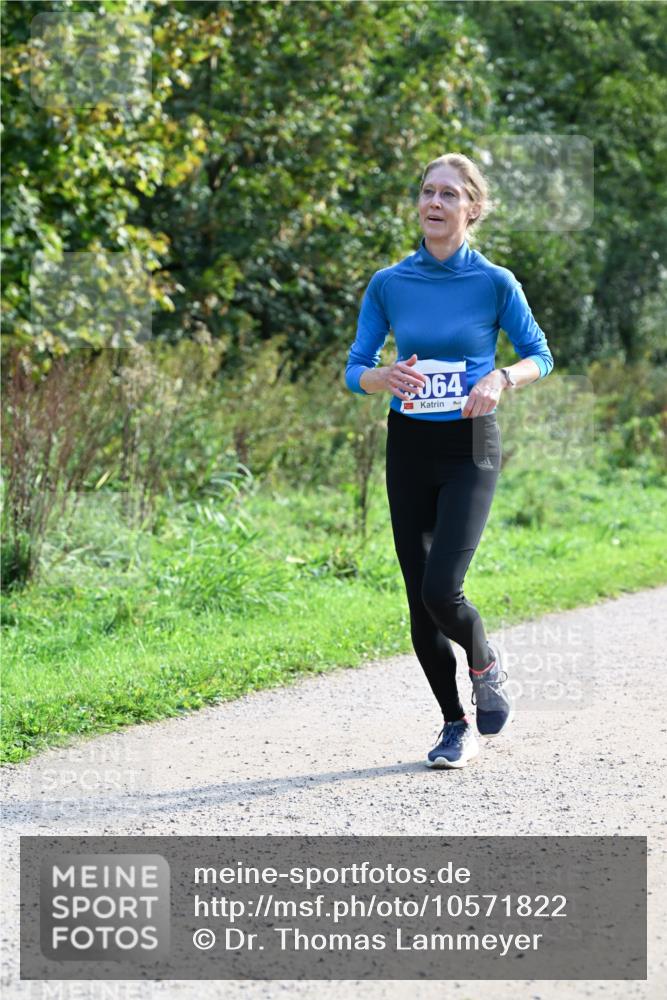 27.09.2026 - 35. Volkslauf durch das schöne Alstertal Dr. Thomas Lammeyer http://msf.ph/oto/10571822 27.09.2026 11:20:42 Laufen 064 meine-sportfotos.de