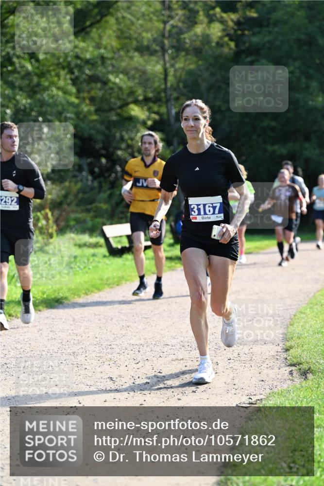 27.09.2026 - 35. Volkslauf durch das schöne Alstertal Dr. Thomas Lammeyer http://msf.ph/oto/10571862 27.09.2026 11:21:04 Laufen 292, 3167 meine-sportfotos.de
