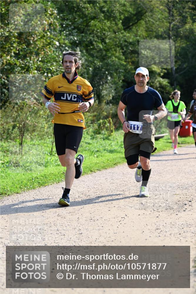 27.09.2026 - 35. Volkslauf durch das schöne Alstertal Dr. Thomas Lammeyer http://msf.ph/oto/10571877 27.09.2026 11:21:06 Laufen 117 meine-sportfotos.de