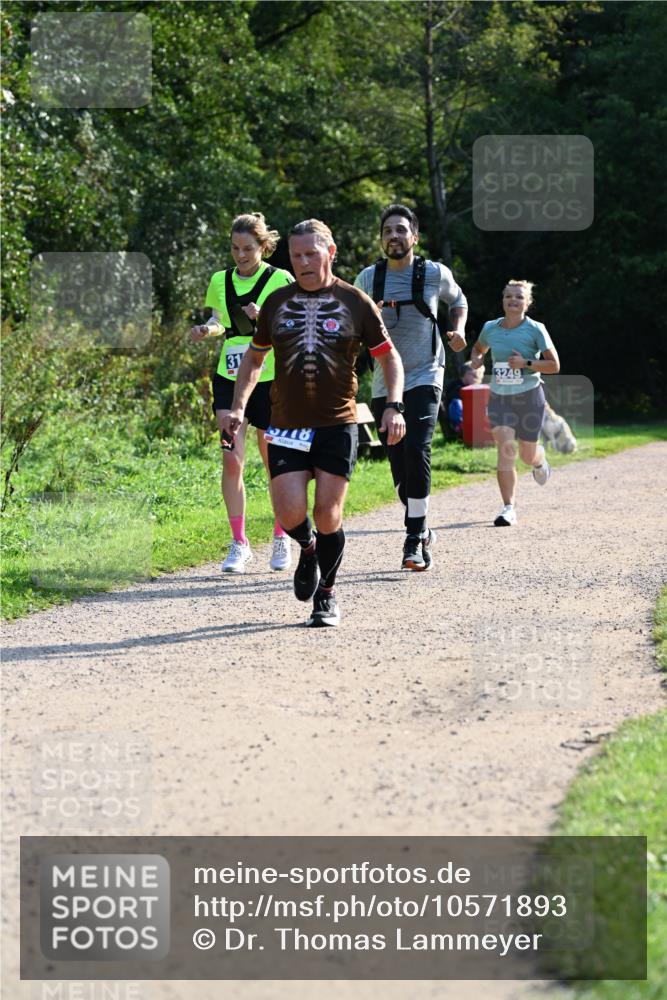 27.09.2026 - 35. Volkslauf durch das schöne Alstertal Dr. Thomas Lammeyer http://msf.ph/oto/10571893 27.09.2026 11:21:08 Laufen 31, 3249 meine-sportfotos.de