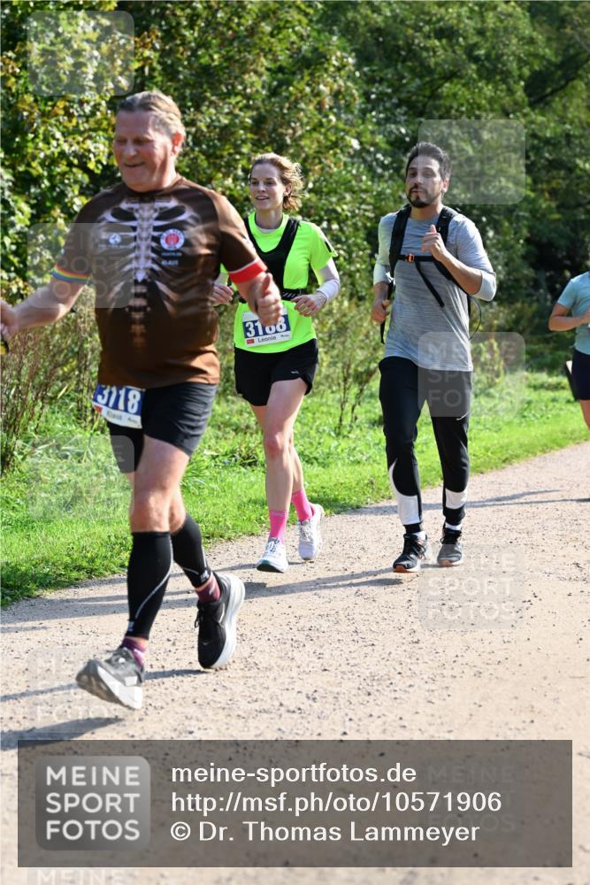 27.09.2026 - 35. Volkslauf durch das schöne Alstertal Dr. Thomas Lammeyer http://msf.ph/oto/10571906 27.09.2026 11:21:10 Laufen 3118, 3108 meine-sportfotos.de