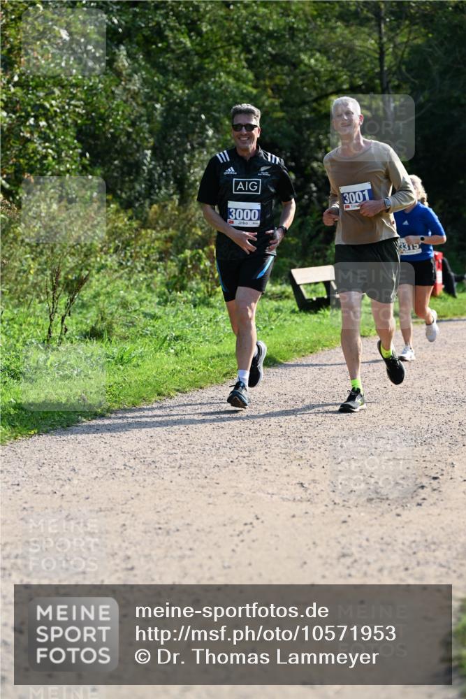 27.09.2026 - 35. Volkslauf durch das schöne Alstertal Dr. Thomas Lammeyer http://msf.ph/oto/10571953 27.09.2026 11:21:28 Laufen 3000, 3001, 3315 meine-sportfotos.de