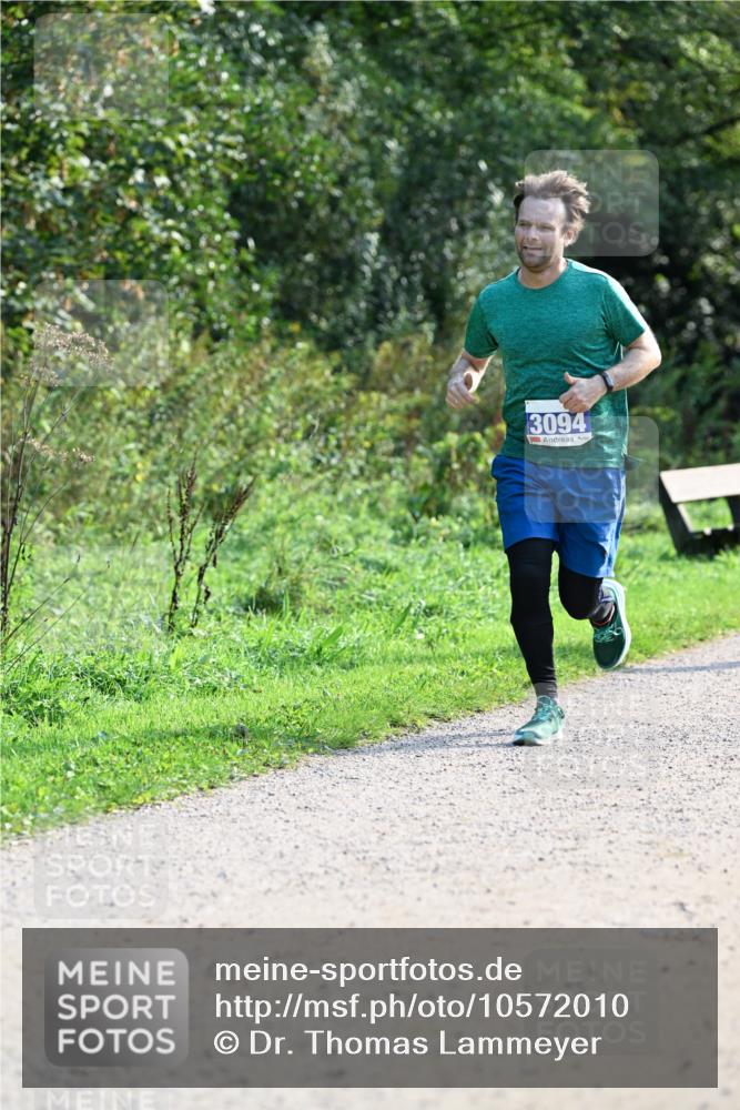 27.09.2026 - 35. Volkslauf durch das schöne Alstertal Dr. Thomas Lammeyer http://msf.ph/oto/10572010 27.09.2026 11:21:39 Laufen 3094 meine-sportfotos.de