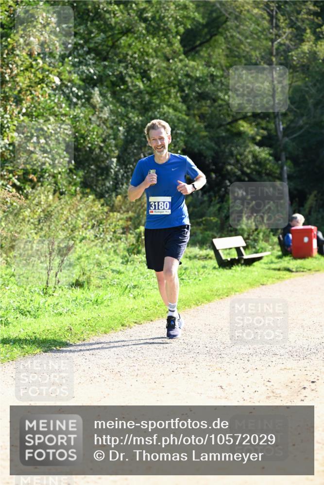 27.09.2026 - 35. Volkslauf durch das schöne Alstertal Dr. Thomas Lammeyer http://msf.ph/oto/10572029 27.09.2026 11:21:48 Laufen 3180 meine-sportfotos.de