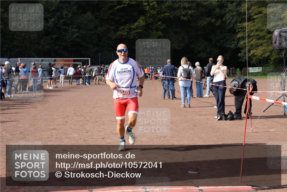 27.09.2026 - 35. Volkslauf durch das schöne Alstertal Strokosch-Dieckow http://msf.ph/oto/10572041 27.09.2026 12:21:06 Ziel 2040 meine-sportfotos.de