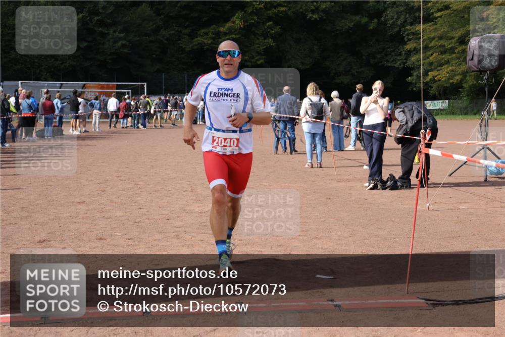 27.09.2026 - 35. Volkslauf durch das schöne Alstertal Strokosch-Dieckow http://msf.ph/oto/10572073 27.09.2026 12:21:07 Ziel 2040 meine-sportfotos.de