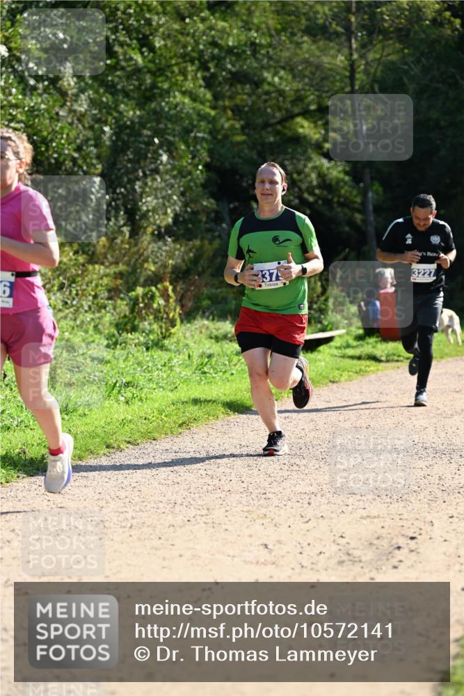 27.09.2026 - 35. Volkslauf durch das schöne Alstertal Dr. Thomas Lammeyer http://msf.ph/oto/10572141 27.09.2026 11:22:12 Laufen 6, 3379, 3227 meine-sportfotos.de