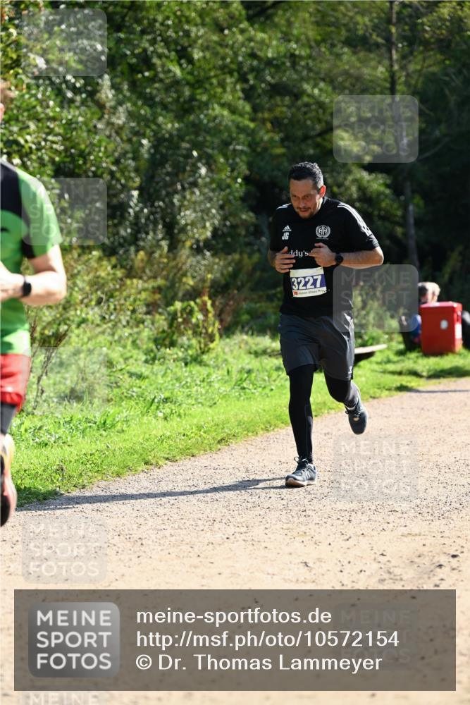 27.09.2026 - 35. Volkslauf durch das schöne Alstertal Dr. Thomas Lammeyer http://msf.ph/oto/10572154 27.09.2026 11:22:14 Laufen 3227 meine-sportfotos.de