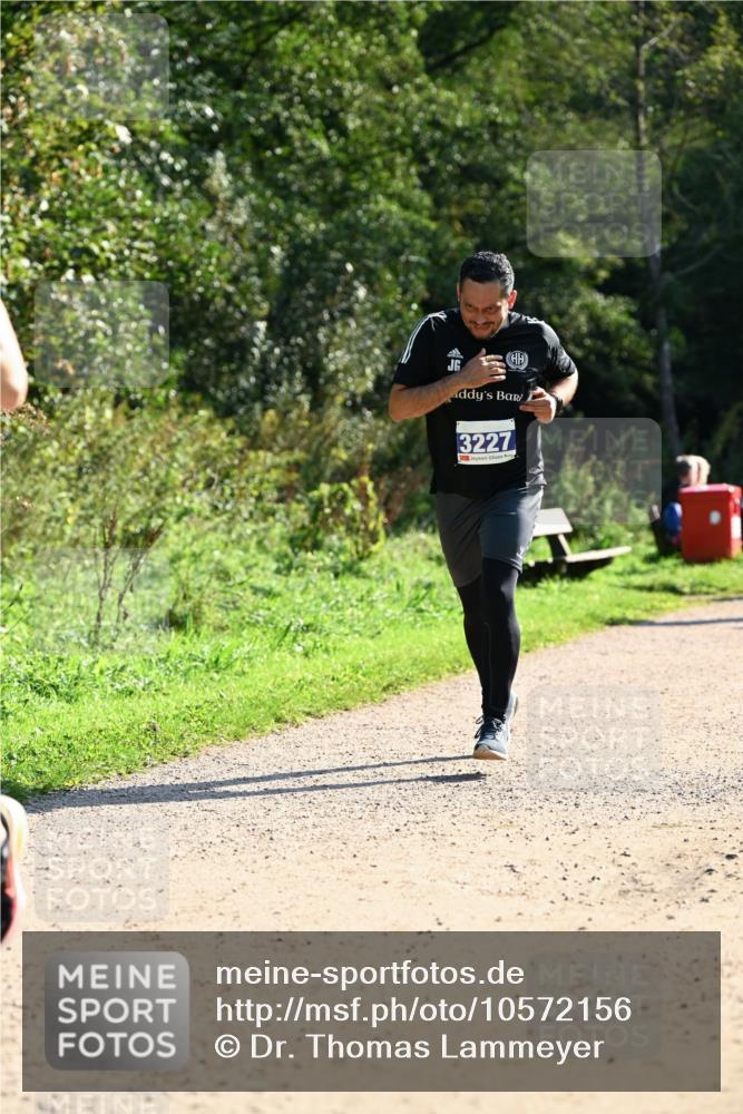 27.09.2026 - 35. Volkslauf durch das schöne Alstertal Dr. Thomas Lammeyer http://msf.ph/oto/10572156 27.09.2026 11:22:14 Laufen 3227 meine-sportfotos.de
