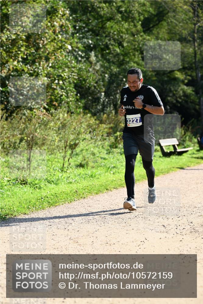 27.09.2026 - 35. Volkslauf durch das schöne Alstertal Dr. Thomas Lammeyer http://msf.ph/oto/10572159 27.09.2026 11:22:14 Laufen 3227 meine-sportfotos.de