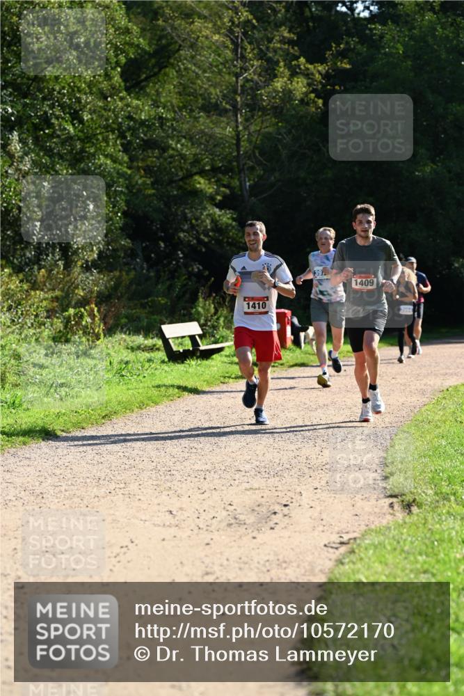 27.09.2026 - 35. Volkslauf durch das schöne Alstertal Dr. Thomas Lammeyer http://msf.ph/oto/10572170 27.09.2026 11:22:16 Laufen 1410, 39, 1409 meine-sportfotos.de
