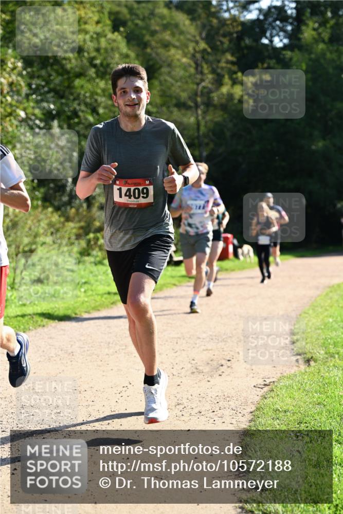 27.09.2026 - 35. Volkslauf durch das schöne Alstertal Dr. Thomas Lammeyer http://msf.ph/oto/10572188 27.09.2026 11:22:18 Laufen 1409 meine-sportfotos.de