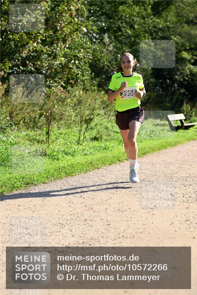 27.09.2026 - 35. Volkslauf durch das schöne Alstertal Dr. Thomas Lammeyer http://msf.ph/oto/10572266 27.09.2026 11:22:32 Laufen 3958 meine-sportfotos.de