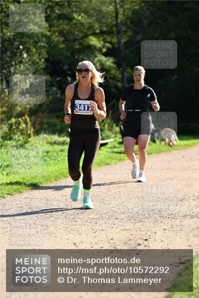 27.09.2026 - 35. Volkslauf durch das schöne Alstertal Dr. Thomas Lammeyer http://msf.ph/oto/10572292 27.09.2026 11:22:46 Laufen 3417 meine-sportfotos.de