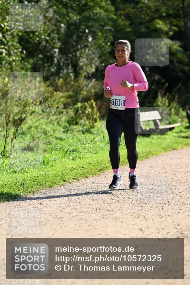 27.09.2026 - 35. Volkslauf durch das schöne Alstertal Dr. Thomas Lammeyer http://msf.ph/oto/10572325 27.09.2026 11:23:17 Laufen 3198 meine-sportfotos.de