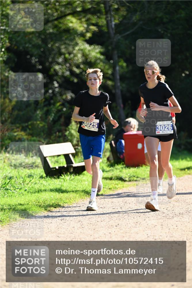 27.09.2026 - 35. Volkslauf durch das schöne Alstertal Dr. Thomas Lammeyer http://msf.ph/oto/10572415 27.09.2026 11:23:34 Laufen 3025, 3026 meine-sportfotos.de
