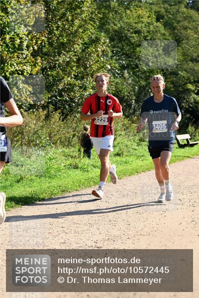 27.09.2026 - 35. Volkslauf durch das schöne Alstertal Dr. Thomas Lammeyer http://msf.ph/oto/10572445 27.09.2026 11:23:39 Laufen 3229, 3405 meine-sportfotos.de
