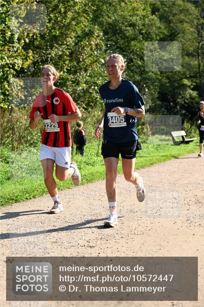 27.09.2026 - 35. Volkslauf durch das schöne Alstertal Dr. Thomas Lammeyer http://msf.ph/oto/10572447 27.09.2026 11:23:39 Laufen 3229, 3405 meine-sportfotos.de