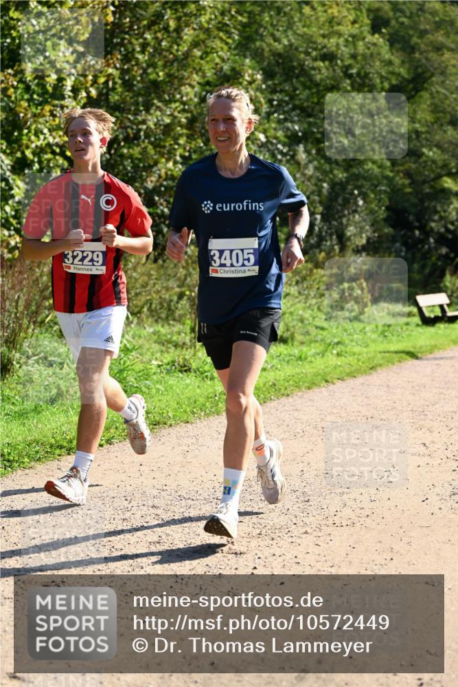 27.09.2026 - 35. Volkslauf durch das schöne Alstertal Dr. Thomas Lammeyer http://msf.ph/oto/10572449 27.09.2026 11:23:39 Laufen 3229, 3405 meine-sportfotos.de
