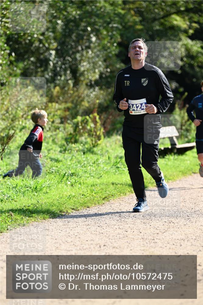 27.09.2026 - 35. Volkslauf durch das schöne Alstertal Dr. Thomas Lammeyer http://msf.ph/oto/10572475 27.09.2026 11:23:47 Laufen 3424 meine-sportfotos.de