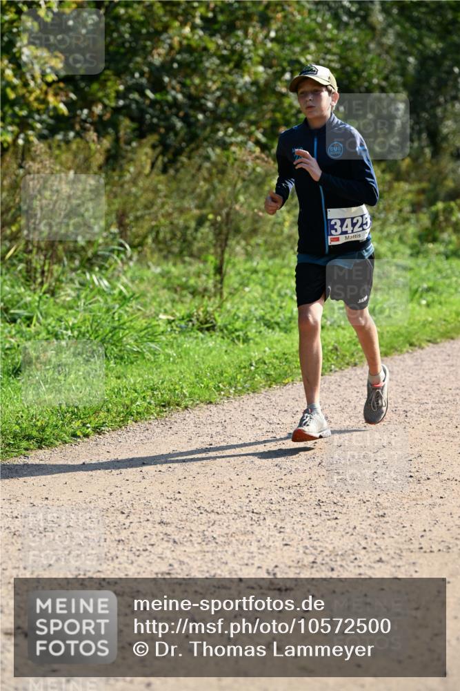 27.09.2026 - 35. Volkslauf durch das schöne Alstertal Dr. Thomas Lammeyer http://msf.ph/oto/10572500 27.09.2026 11:23:50 Laufen 3425 meine-sportfotos.de