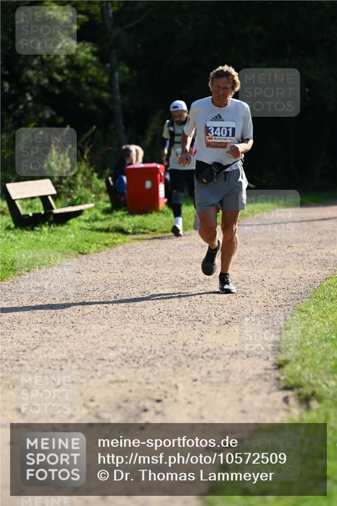 27.09.2026 - 35. Volkslauf durch das schöne Alstertal Dr. Thomas Lammeyer http://msf.ph/oto/10572509 27.09.2026 11:23:56 Laufen 3401, 14 meine-sportfotos.de
