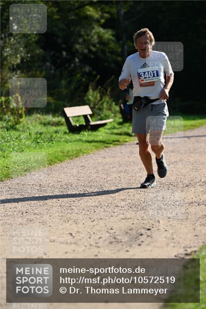 27.09.2026 - 35. Volkslauf durch das schöne Alstertal Dr. Thomas Lammeyer http://msf.ph/oto/10572519 27.09.2026 11:23:57 Laufen 3401, 14 meine-sportfotos.de