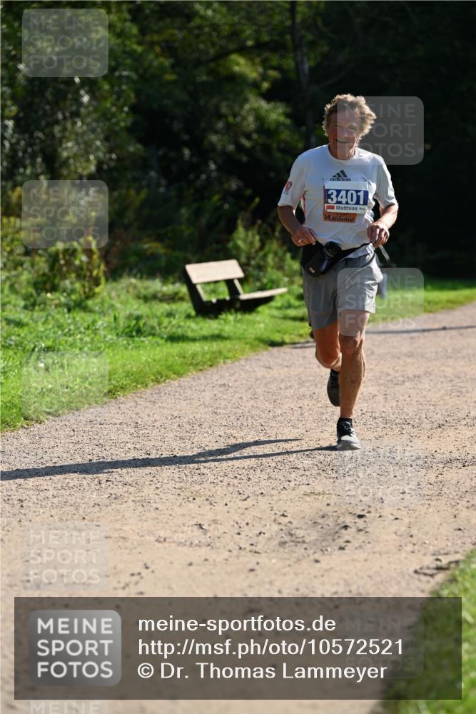 27.09.2026 - 35. Volkslauf durch das schöne Alstertal Dr. Thomas Lammeyer http://msf.ph/oto/10572521 27.09.2026 11:23:57 Laufen 3401, 14 meine-sportfotos.de
