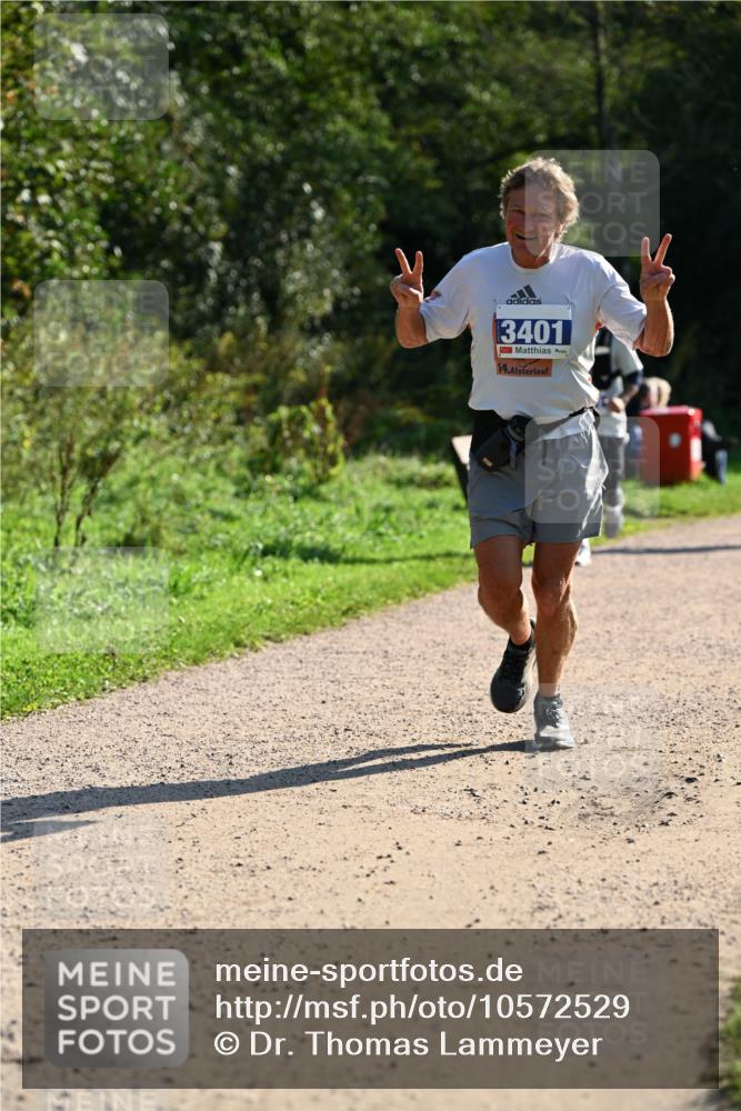 27.09.2026 - 35. Volkslauf durch das schöne Alstertal Dr. Thomas Lammeyer http://msf.ph/oto/10572529 27.09.2026 11:23:58 Laufen 3401, 14 meine-sportfotos.de