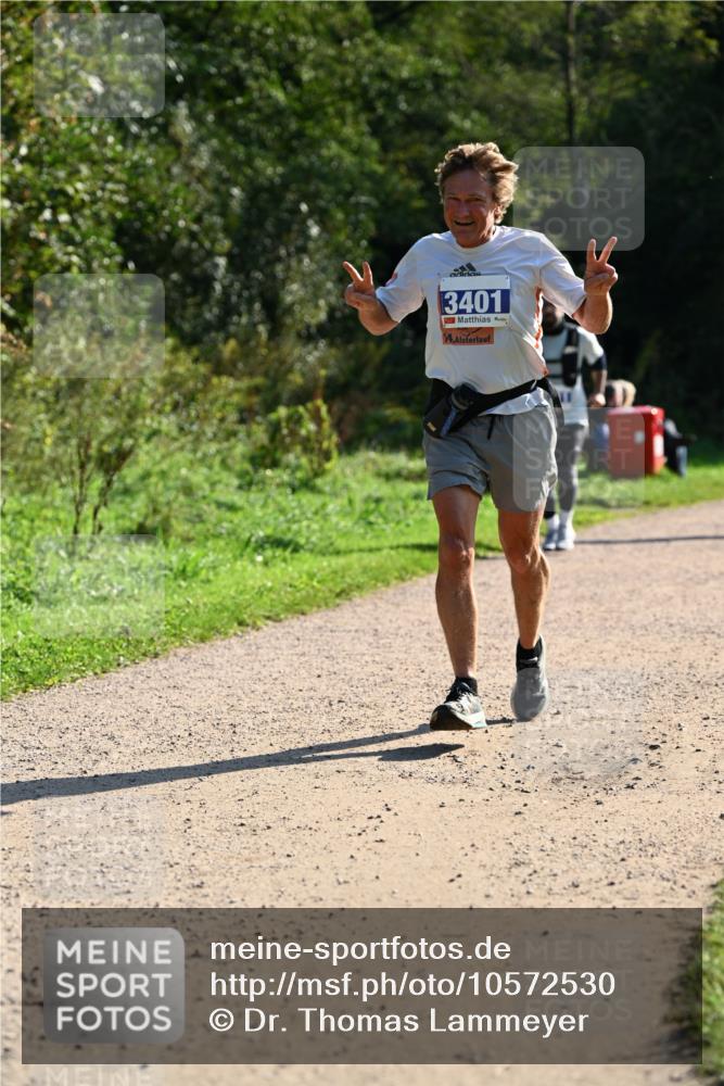 27.09.2026 - 35. Volkslauf durch das schöne Alstertal Dr. Thomas Lammeyer http://msf.ph/oto/10572530 27.09.2026 11:23:58 Laufen 3401, 14 meine-sportfotos.de