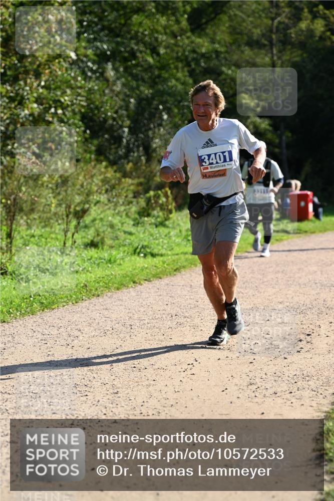 27.09.2026 - 35. Volkslauf durch das schöne Alstertal Dr. Thomas Lammeyer http://msf.ph/oto/10572533 27.09.2026 11:23:58 Laufen 3401, 14 meine-sportfotos.de