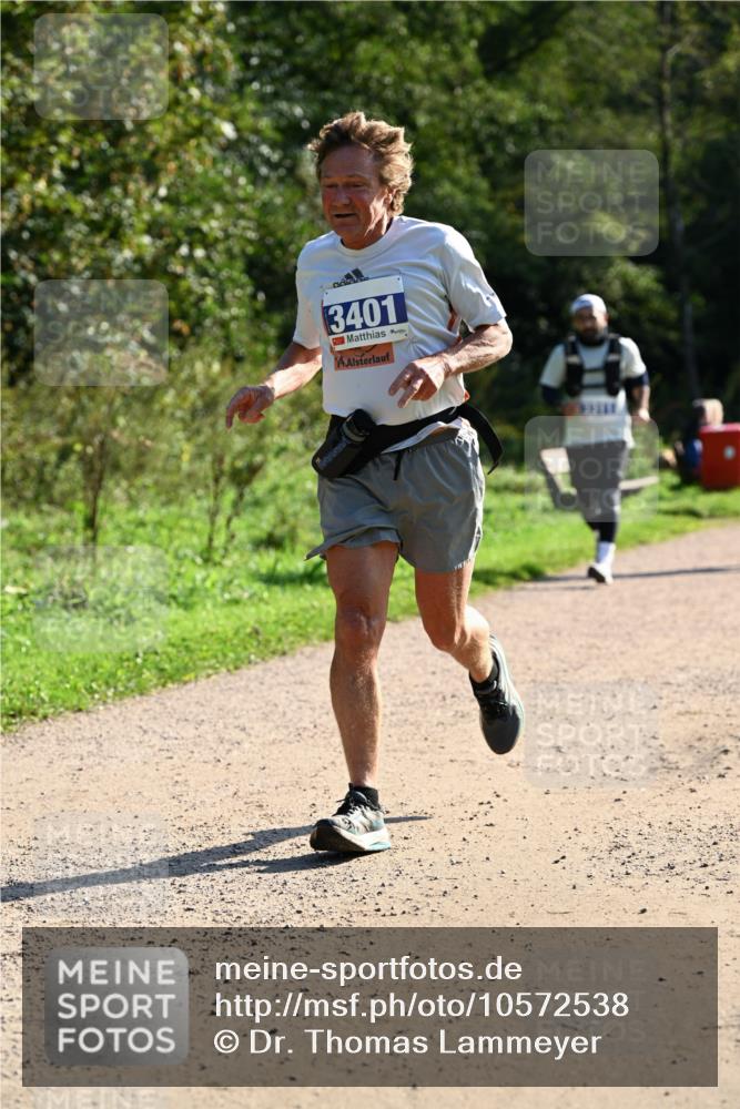 27.09.2026 - 35. Volkslauf durch das schöne Alstertal Dr. Thomas Lammeyer http://msf.ph/oto/10572538 27.09.2026 11:23:59 Laufen 3401 meine-sportfotos.de