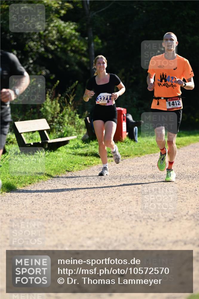 27.09.2026 - 35. Volkslauf durch das schöne Alstertal Dr. Thomas Lammeyer http://msf.ph/oto/10572570 27.09.2026 11:24:06 Laufen 3371, 42, 1412 meine-sportfotos.de