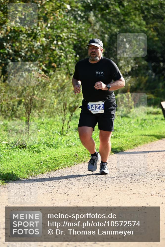 27.09.2026 - 35. Volkslauf durch das schöne Alstertal Dr. Thomas Lammeyer http://msf.ph/oto/10572574 27.09.2026 11:24:07 Laufen 3422 meine-sportfotos.de