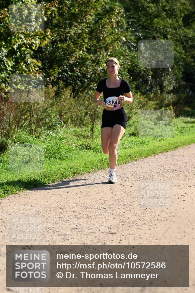27.09.2026 - 35. Volkslauf durch das schöne Alstertal Dr. Thomas Lammeyer http://msf.ph/oto/10572586 27.09.2026 11:24:10 Laufen 3371 meine-sportfotos.de