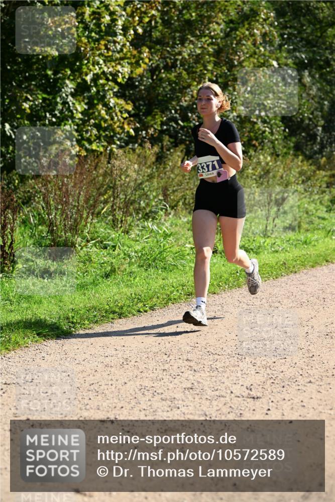27.09.2026 - 35. Volkslauf durch das schöne Alstertal Dr. Thomas Lammeyer http://msf.ph/oto/10572589 27.09.2026 11:24:10 Laufen 3371 meine-sportfotos.de