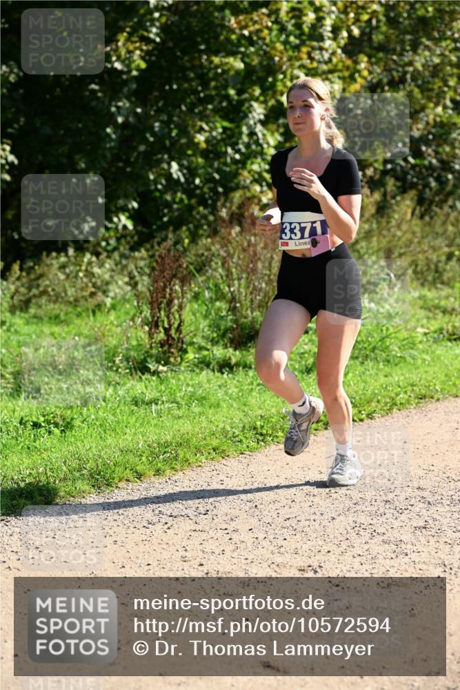 27.09.2026 - 35. Volkslauf durch das schöne Alstertal Dr. Thomas Lammeyer http://msf.ph/oto/10572594 27.09.2026 11:24:11 Laufen 3371 meine-sportfotos.de