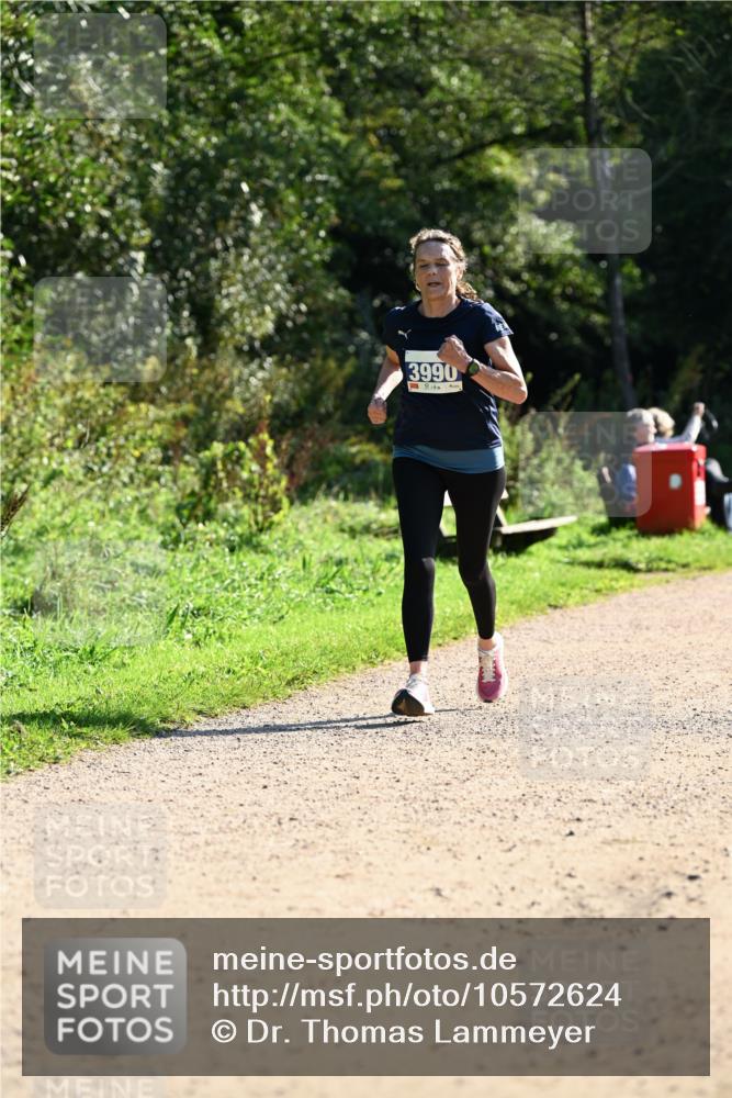 27.09.2026 - 35. Volkslauf durch das schöne Alstertal Dr. Thomas Lammeyer http://msf.ph/oto/10572624 27.09.2026 11:24:17 Laufen 3990 meine-sportfotos.de