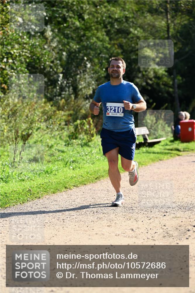 27.09.2026 - 35. Volkslauf durch das schöne Alstertal Dr. Thomas Lammeyer http://msf.ph/oto/10572686 27.09.2026 11:24:34 Laufen 3210 meine-sportfotos.de
