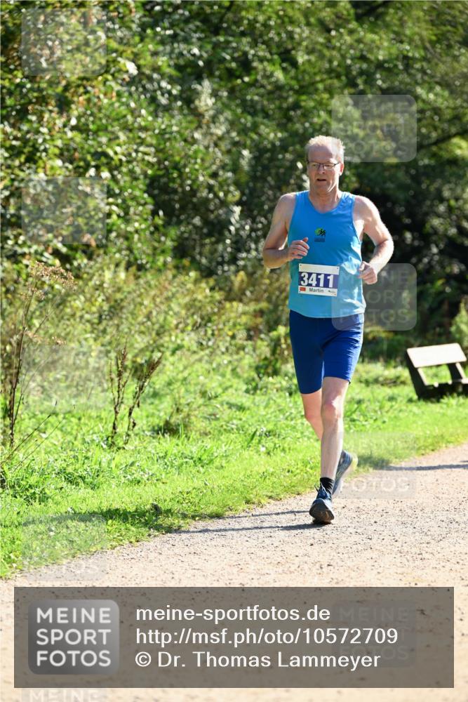 27.09.2026 - 35. Volkslauf durch das schöne Alstertal Dr. Thomas Lammeyer http://msf.ph/oto/10572709 27.09.2026 11:24:39 Laufen 3411 meine-sportfotos.de