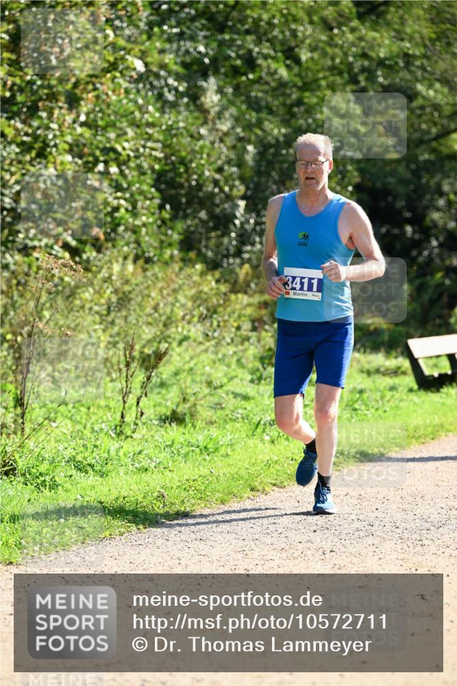 27.09.2026 - 35. Volkslauf durch das schöne Alstertal Dr. Thomas Lammeyer http://msf.ph/oto/10572711 27.09.2026 11:24:39 Laufen 3411 meine-sportfotos.de